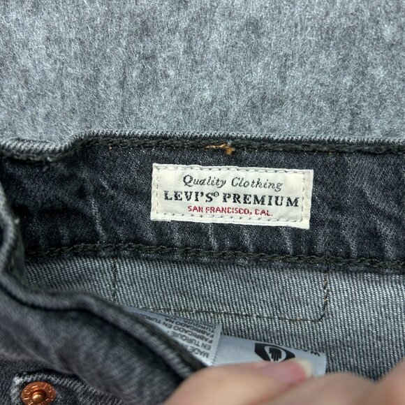 Levi's 501 Premium Original Fit Cut Off Shorts Women's Size 26 Button Fly Denim - Picture 5 of 13